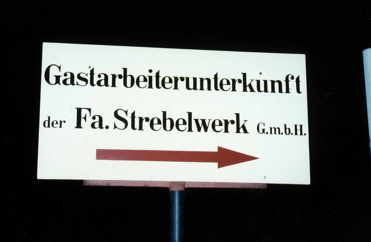 Schild der Strebelwerke Mannheim, 1973, Foto: Matthias Franz