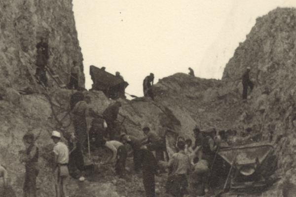  jüdische Zwangsarbeiter in Karya, 1943 © Andreas Assael 