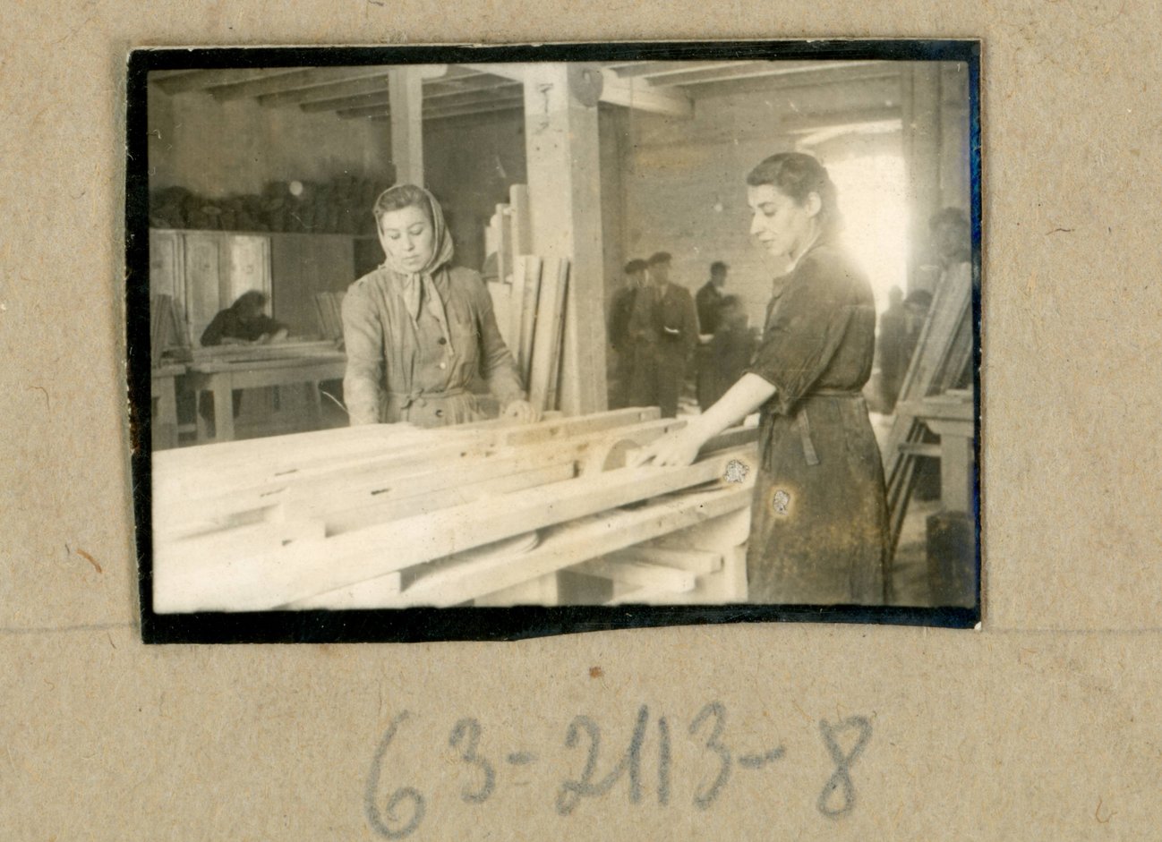 Tischlerwerkstatt des Ghetto Litzmannstadt Tischlerwerkstatt, 1942, Staatsarchiv in Łódź
