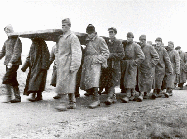 Transport von Barackenteilen Herbst 1941
