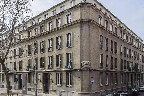 Aussenansicht des EL-DE-Haus Appellhofplatz23-25/Ecke Elisenstraße, 2016 (Foto: Joern Neumann)